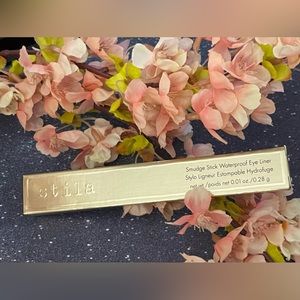 Smudge Stick Waterproof Eye Liner color vivid, amethyst